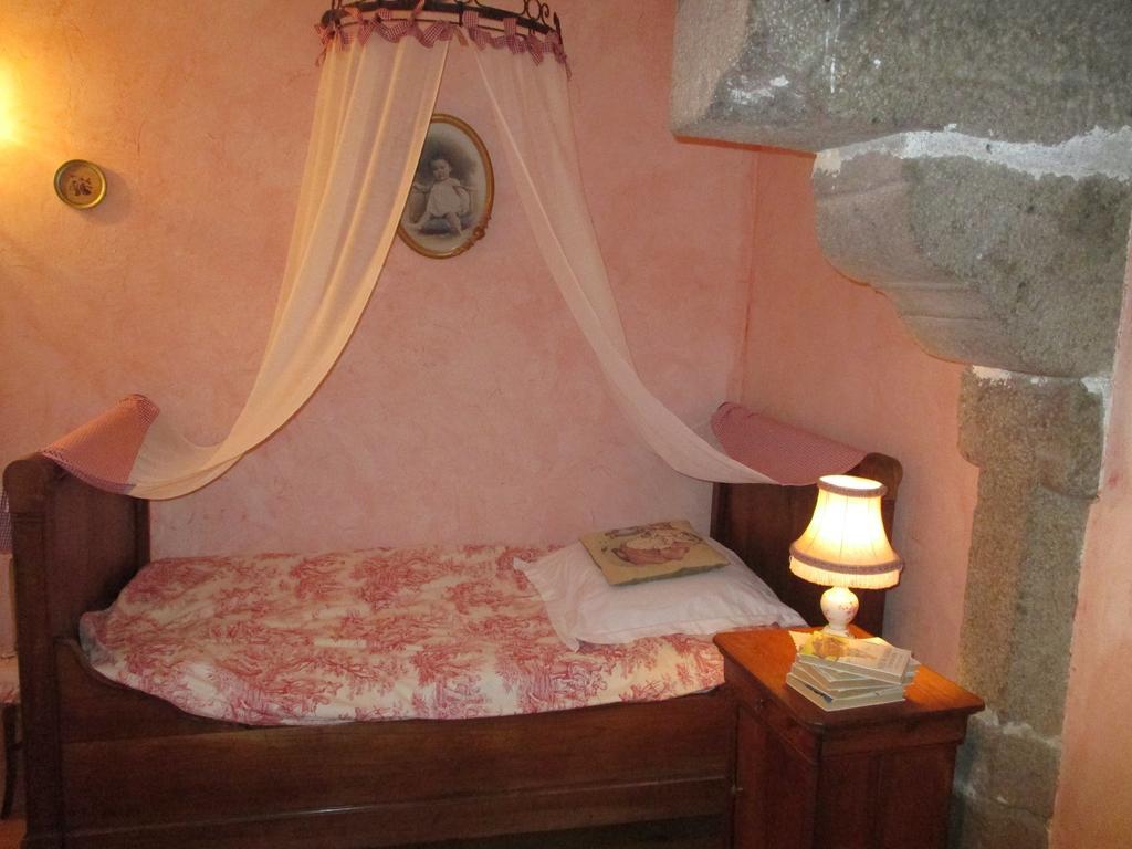 Les Sources Bed and Breakfast Poilley  Exterior foto