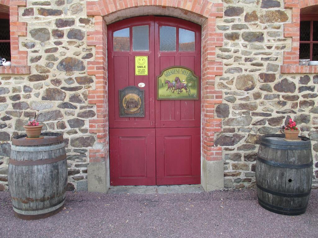 Les Sources Bed and Breakfast Poilley  Exterior foto
