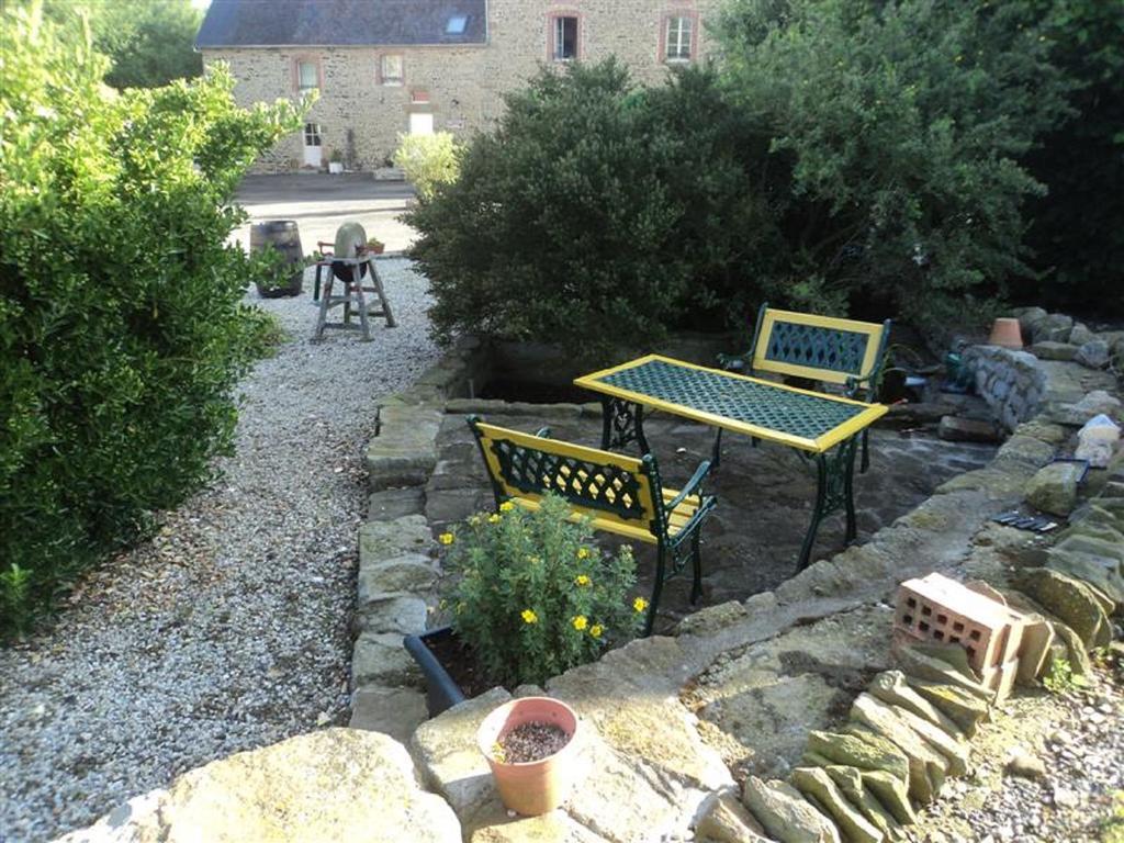Les Sources Bed and Breakfast Poilley  Exterior foto